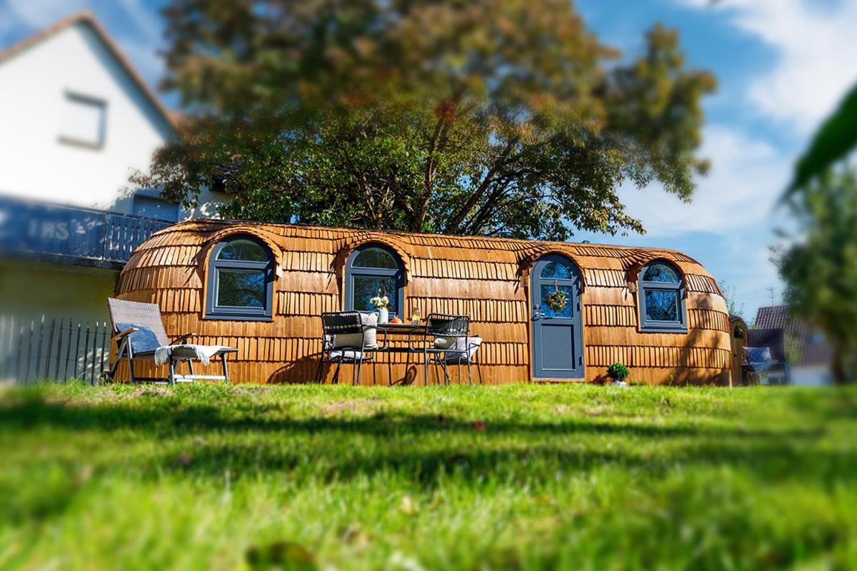 Auszeitgarten - Urlaub Im Tinyhaus Im Herzen Von Oberschwaben Aulendorf Exterior foto